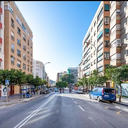 Modernes In Centro Mit Terrasse, Kingsize-bett , Ac Und Schnellem Wlan Apartment